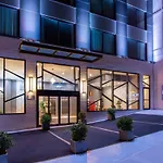 Microtel By Wyndham Long Island 3*
