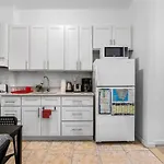 Elevate In Times Square - 2br Within Walking Distance To Times Square Apartment