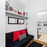 Apartment Elevate In Times Square - 2br Within Walking Distance To Times Square
