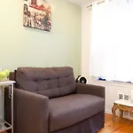 Small Studio Apartment In Private Townhouse