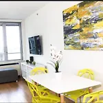 Amazing 2 Bedrooms River Views Close To Central Park