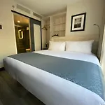 Wingate By Wyndham Midtown South/5th Ave Hotel