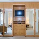 Lombardy Aparthotel New York