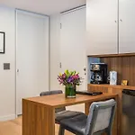 Aparthotel Lombardy New York