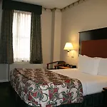 The At Fifth Avenue Hotel 3*