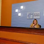 Express Brooklyn By Ihg Hotel New York