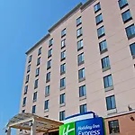 Hotel Express Brooklyn By Ihg