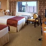 Hotel The Skyline New York