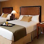 Hotel The Skyline New York