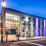 Western Brooklyn Bay Hotel New York