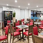 Express Brooklyn By Ihg Hotel 3*