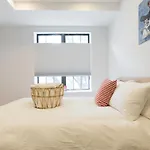 The Pop! Art Penthouse: Safe/Quiet/Family-Friendly