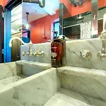 Hostel The Bowery House *