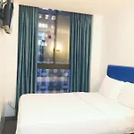 837 2* New York
