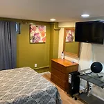 Cute Studio Apartment With Private Entrance. No Sharing.