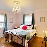 Nyc Stay Longer For Less Guesthouse