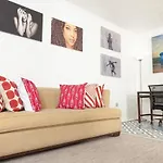 Art Gallery Suites Jfk Airport