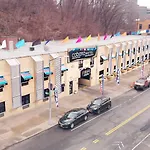 Cabana Hotel Yankee Stadium