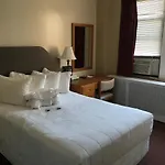 Leo House 3* New York