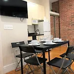 Midtown Manhattan Apartment New York