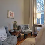 Akwaaba Mansion * New York