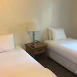 Hotel Seafarers International House 2*