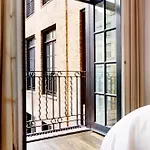 The Mercer 5*