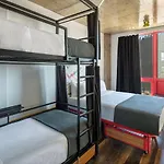 Hotel Artel