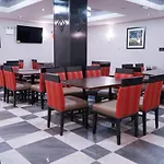 Hotel Lotus Blu & 3*