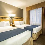 Hudson River Hotel