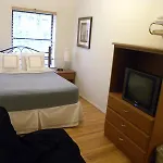 309 Hotel 2*