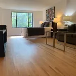 Lenox Hill Apartments 30 Day Stays