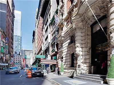 The At Fifth Avenue 3*