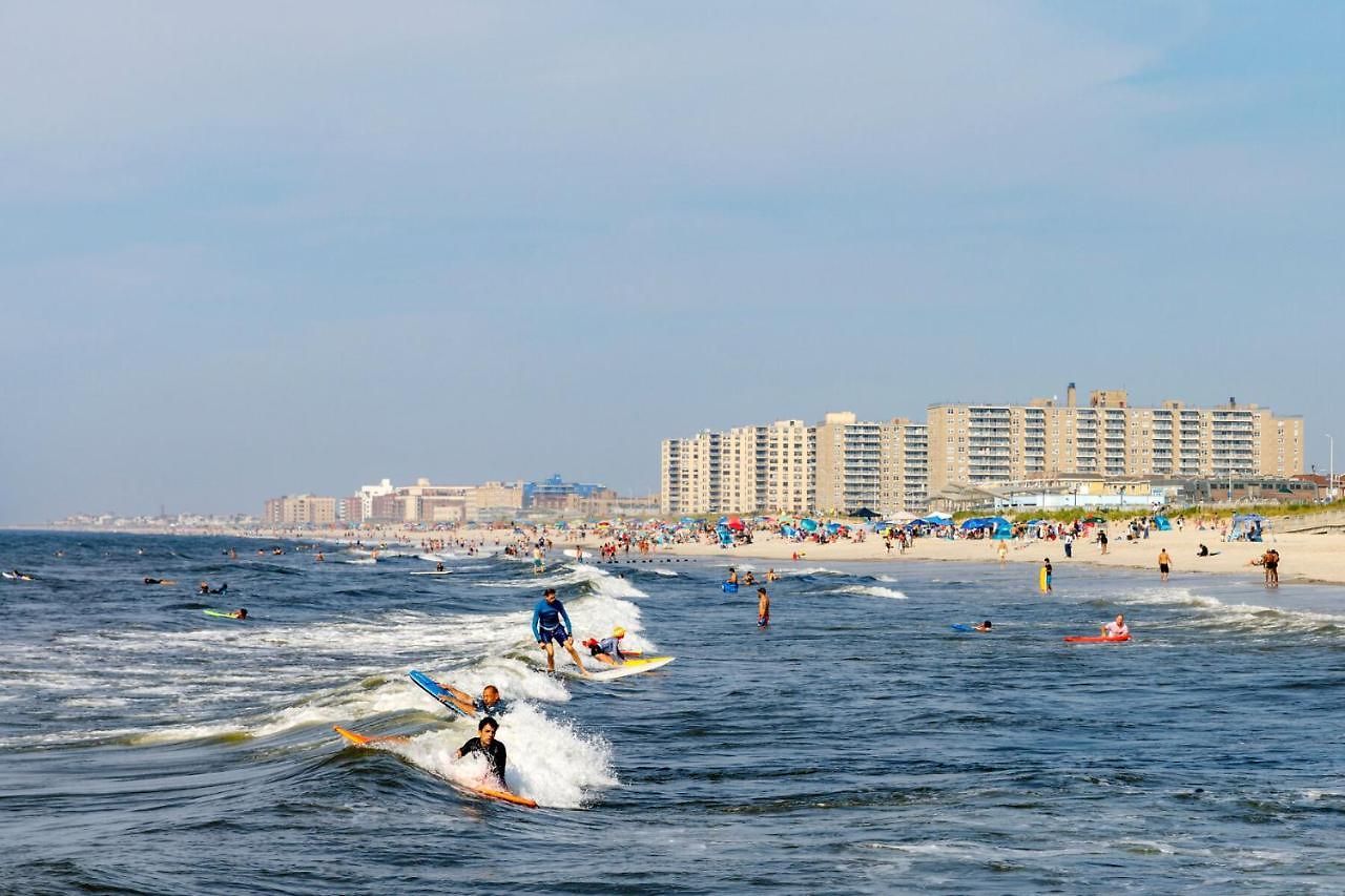 The Rockaway Hotel 4*