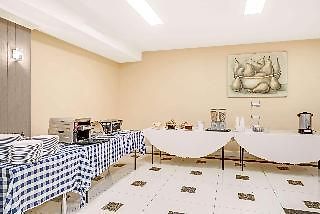 Wingate By Wyndham Long Island 3*