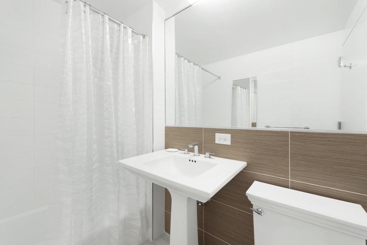 Furnished Quarters At The Olivia New York