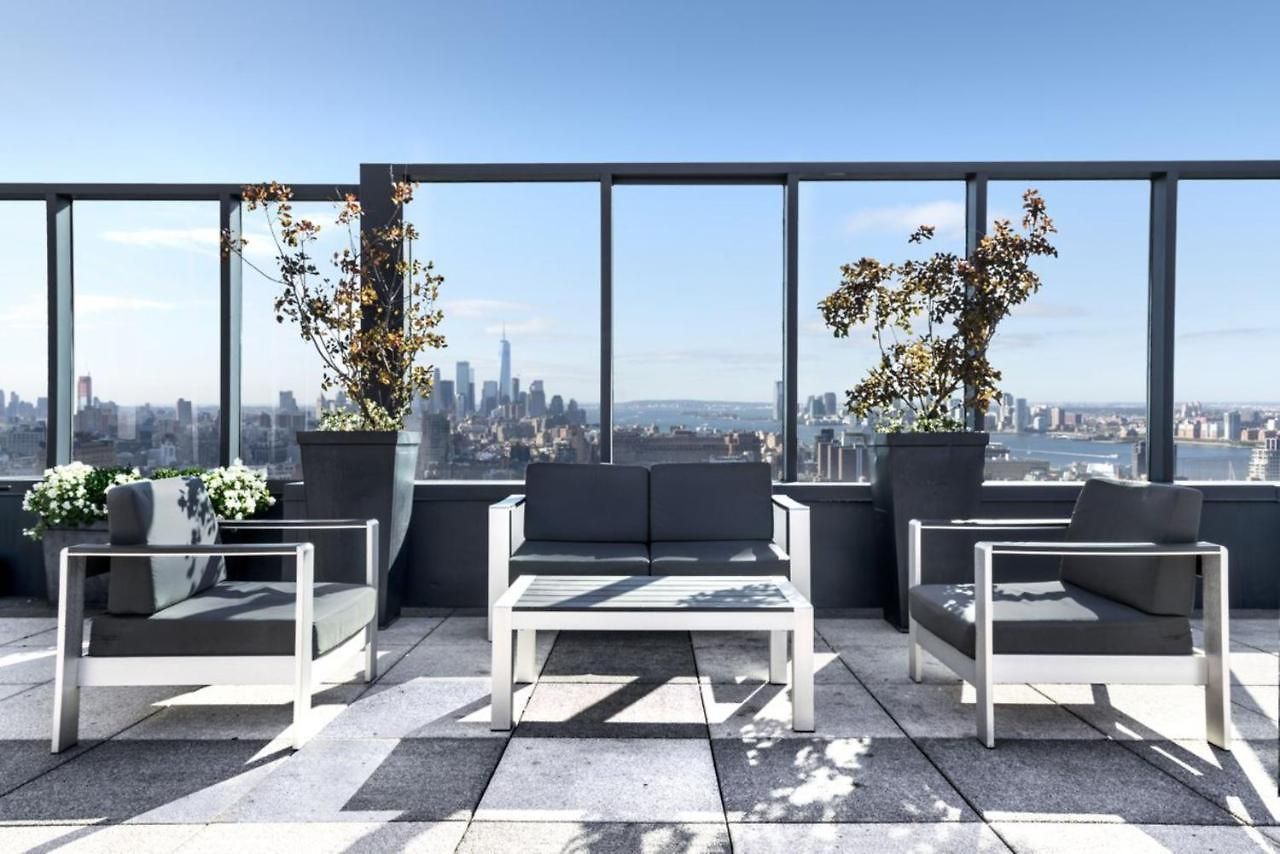 Furnished Quarters At The Olivia * New York