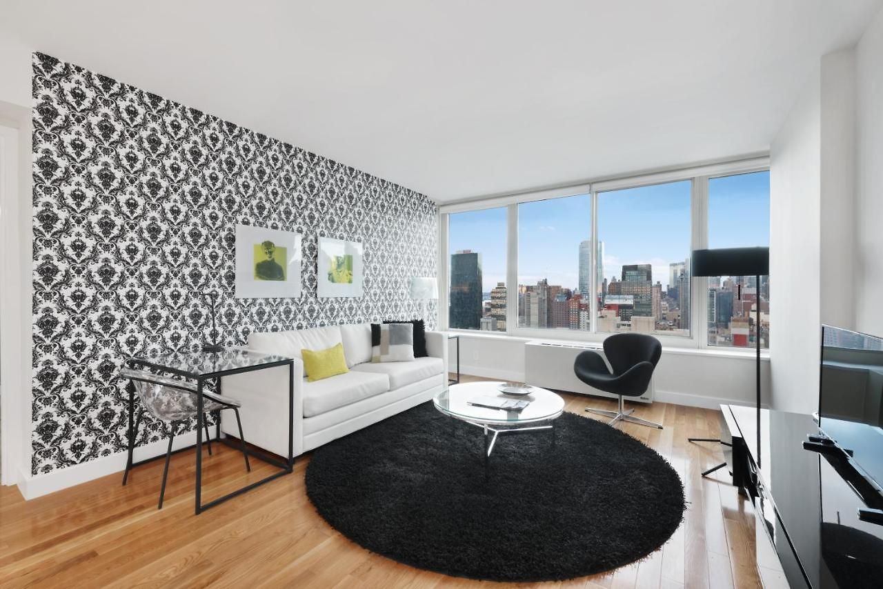 Apartment Furnished Quarters At The Olivia