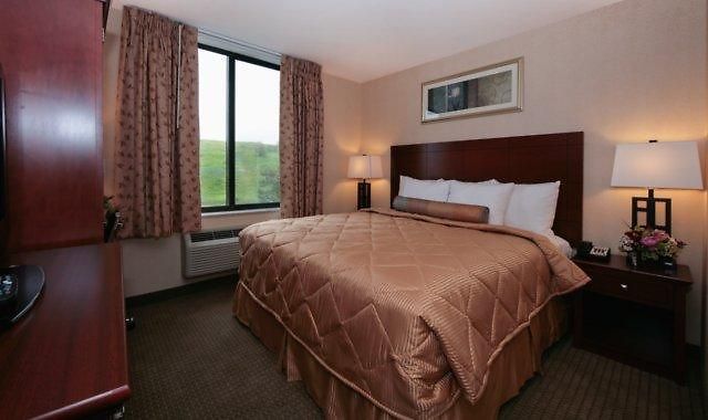 Comfort Staten Island Inn 4*