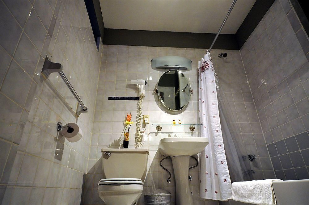 Hotel Off Soho 2*