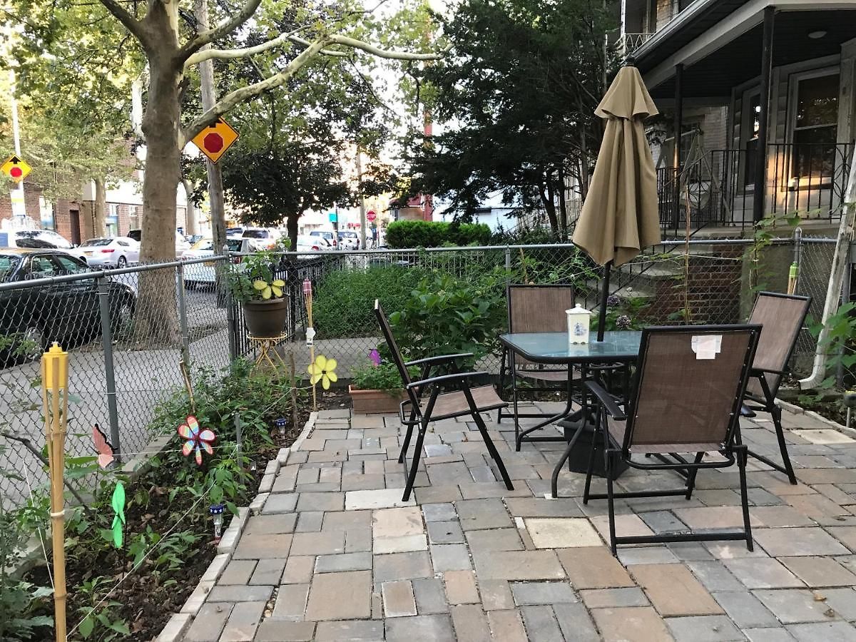 Classical American House 3 * New York