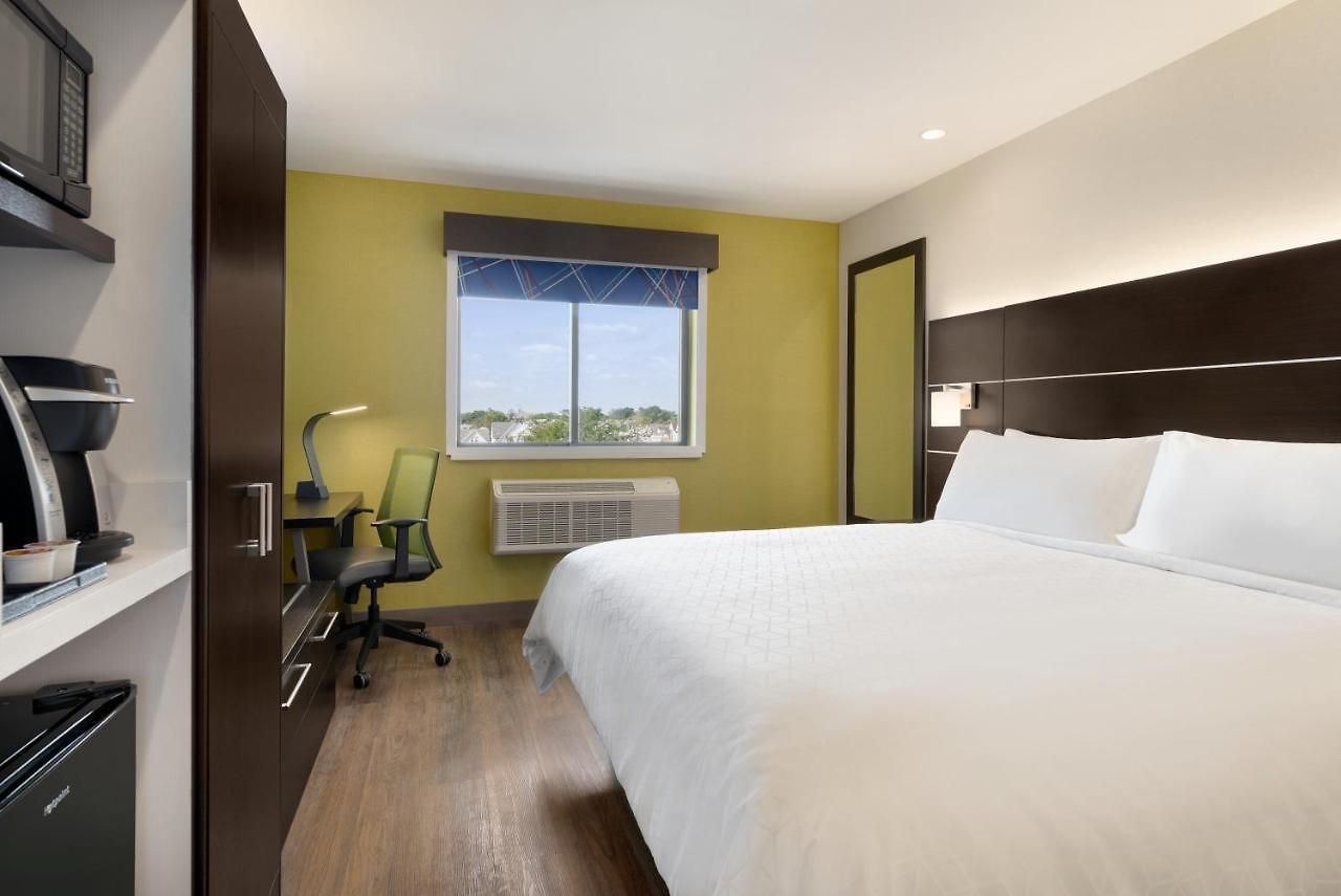 Express - Jamaica - Jfk Airtrain - Nyc By Ihg Hotel