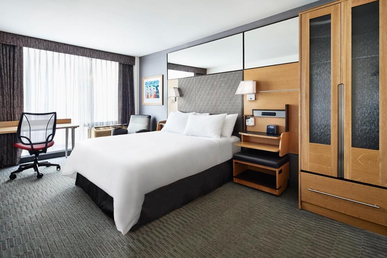 The Jewel Hotel, Hotel 4*