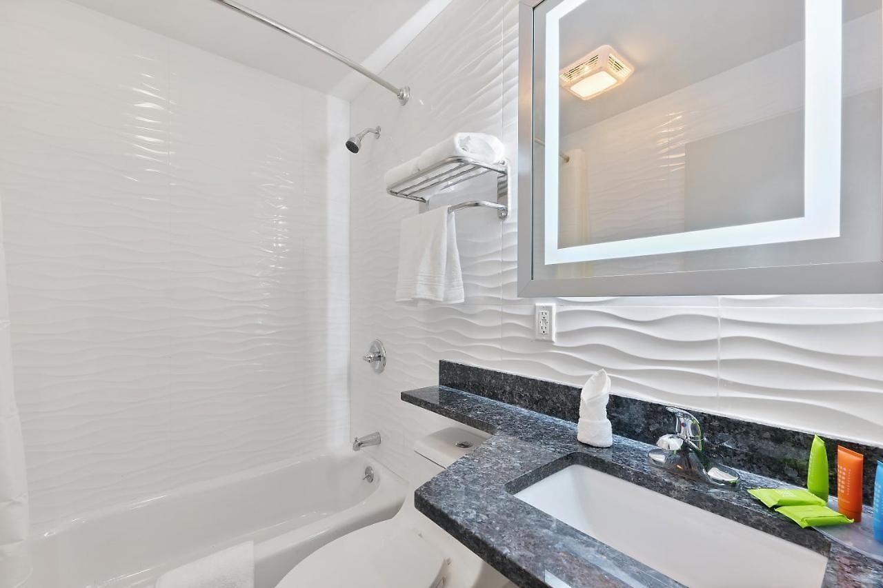 Casa Blanca Brooklyn Downtown 3*