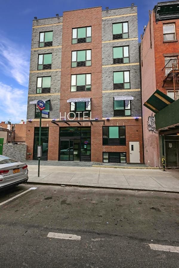 Casa Blanca Brooklyn Downtown Hotel 3*