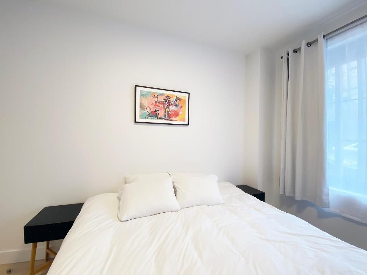 Private Garden Residence In Luxury Condominium Apartment