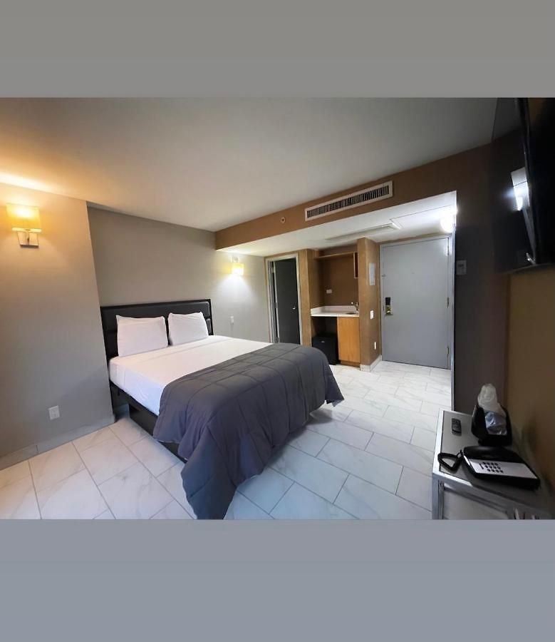 Hotel Henny