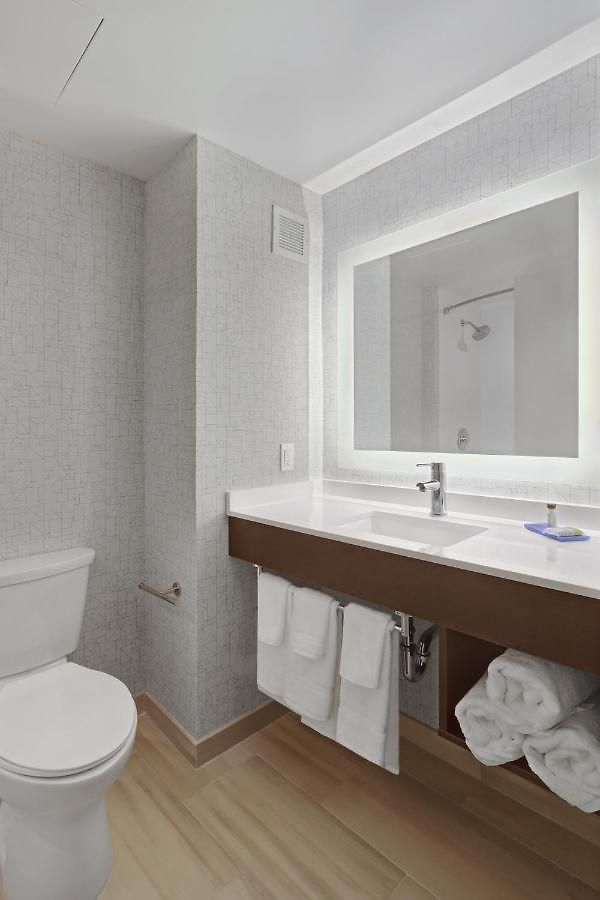1200 Hotel 3*