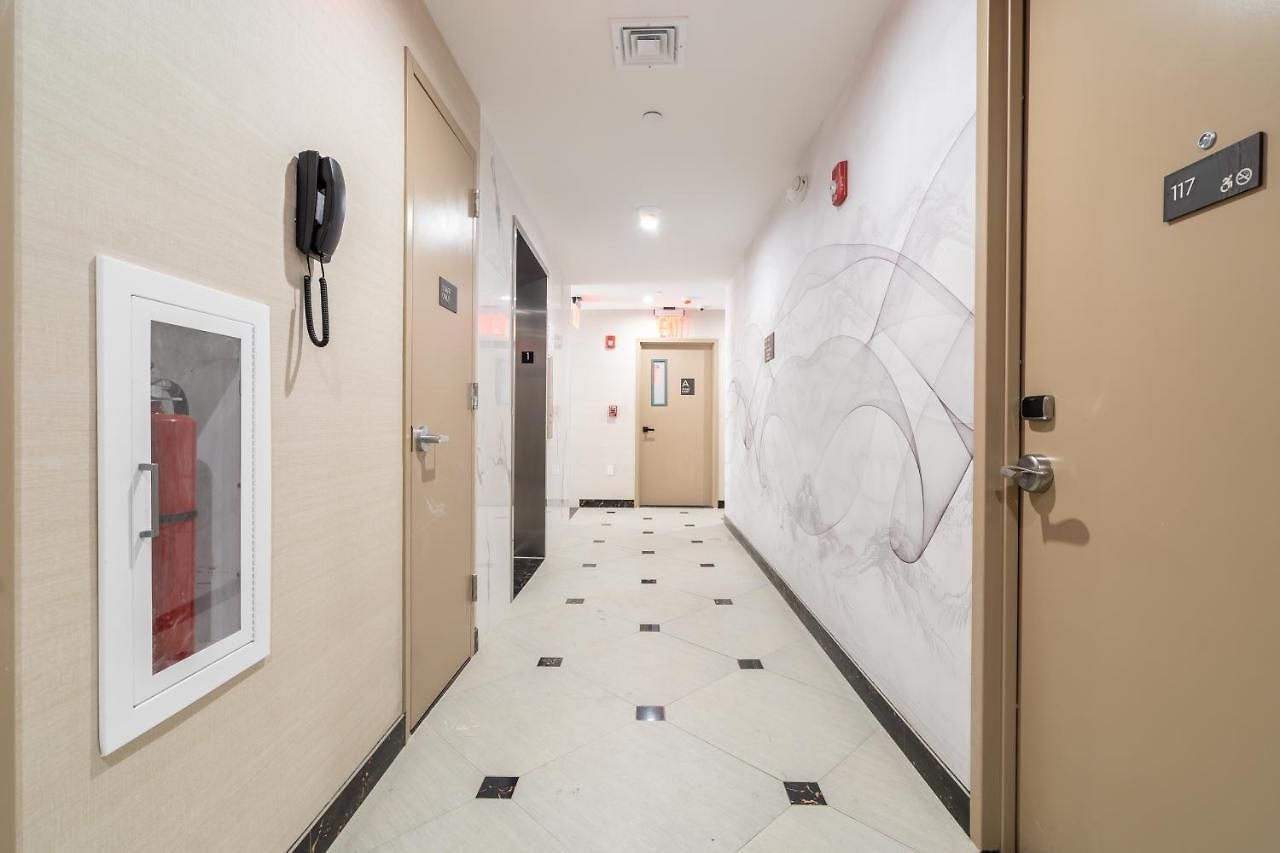 Hotel Ninety Five Near Parkchester 4*