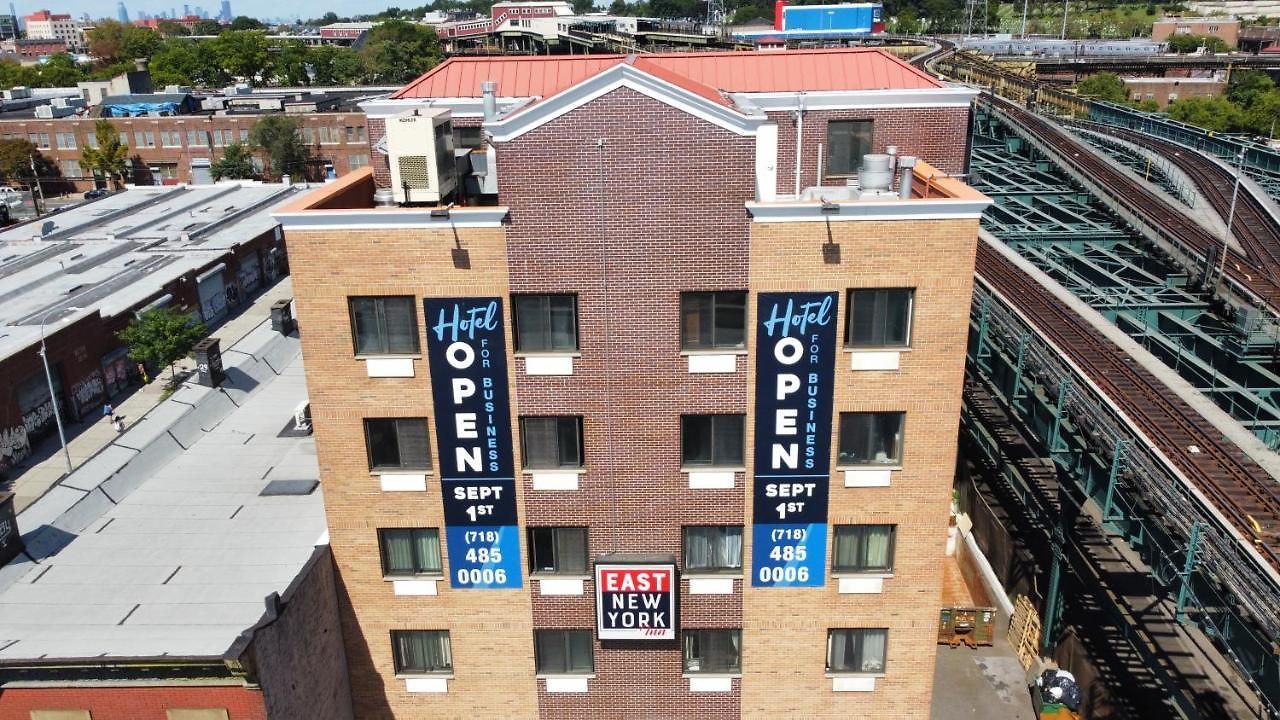 East Hotel 2*